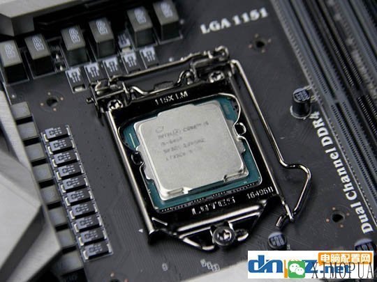 电脑组装教程：i7-8700k+1070ti吃鸡主机装机实录